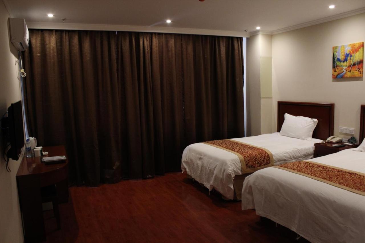 Greentree Inn Wuxi Huishan District Yangshan Town Jiayang Life Plaza Business Hotel Цзясін Екстер'єр фото